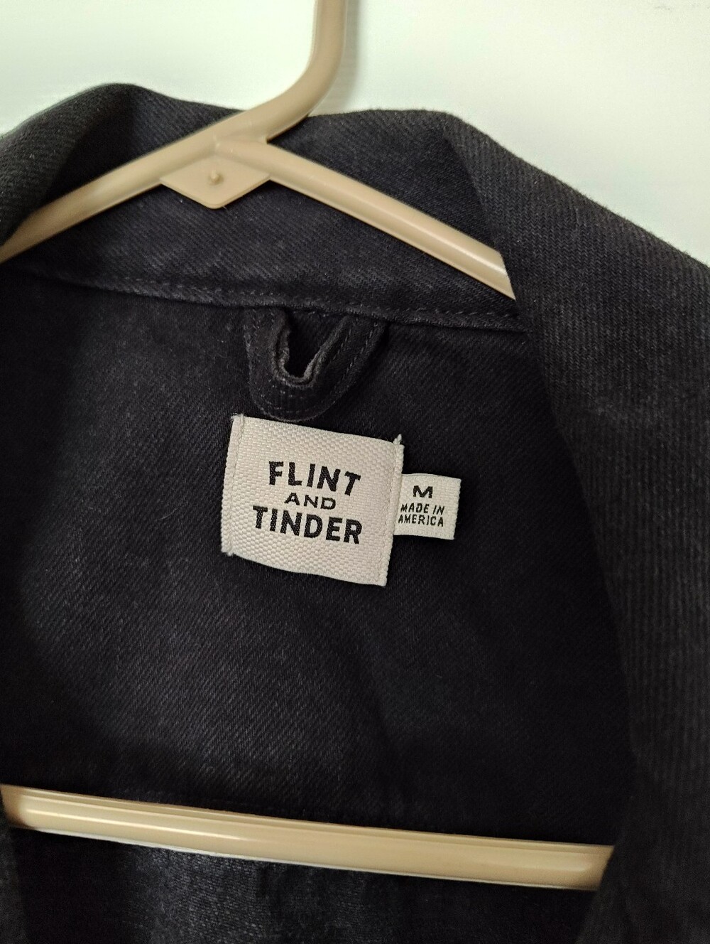 Flint And Tinder American Made Denim Trucker Jacket Mens - Picture 2 of 3